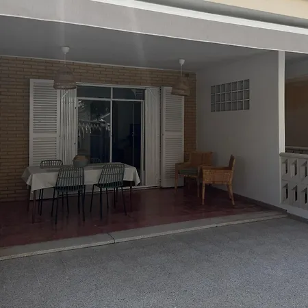 Casa Rustica A Solo 50 Metros Del Mar Y Paseo Maritimo - Ideal Familias Holiday home *